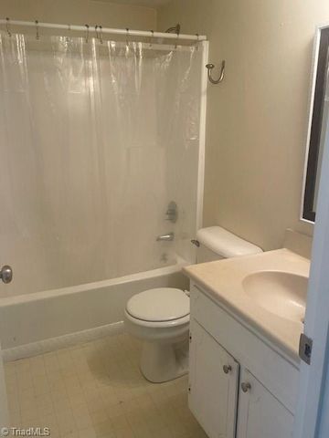 114 Cedar Cove Lane, Winston-salem, NC 27104