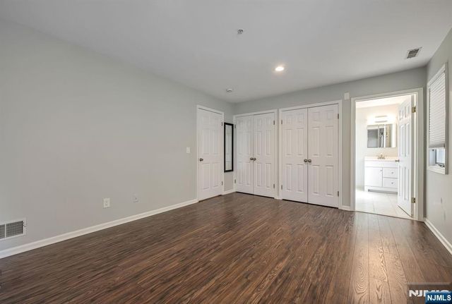 218 Orchard Park, Allendale, NJ 07401