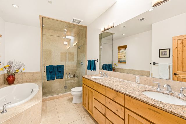 11 Pulitzer Trail D, Santa Fe, NM 87506