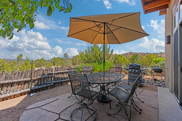 11 Pulitzer Trail D, Santa Fe, NM 87506