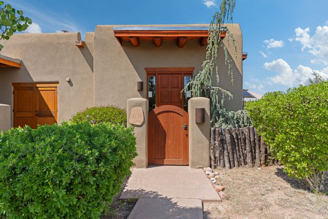 11 Pulitzer Trail D, Santa Fe, NM 87506