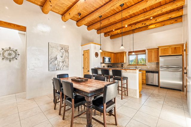 11 Pulitzer Trail D, Santa Fe, NM 87506