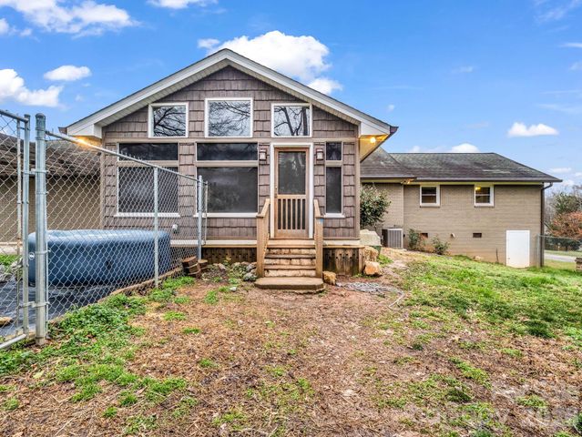 353 Country Club Road, Shelby, NC 28150