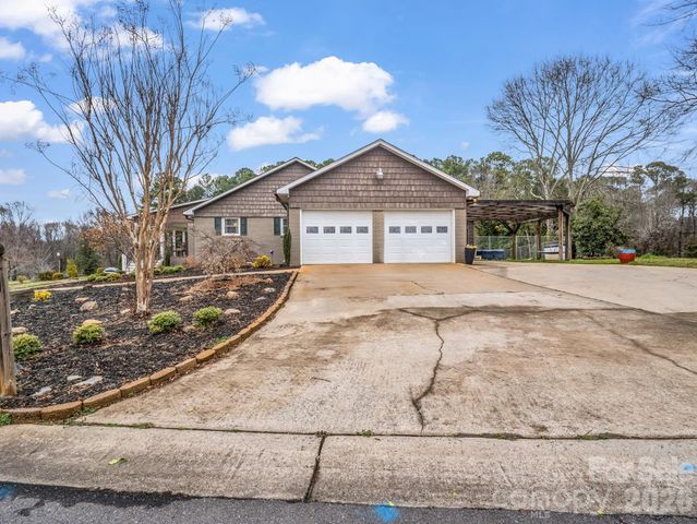 353 Country Club Road, Shelby, NC 28150