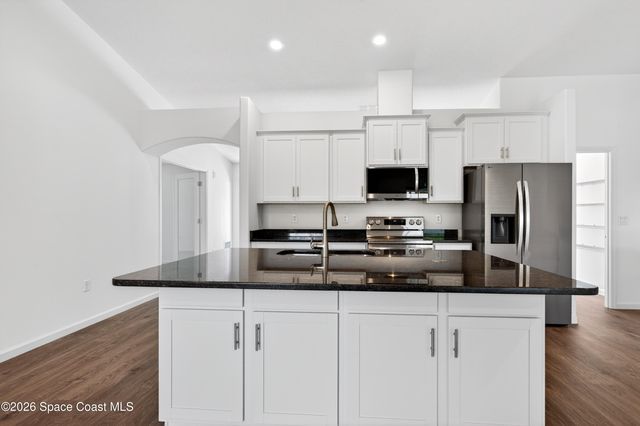 1098 Big Horn Circle NW, Palm Bay, FL 32907