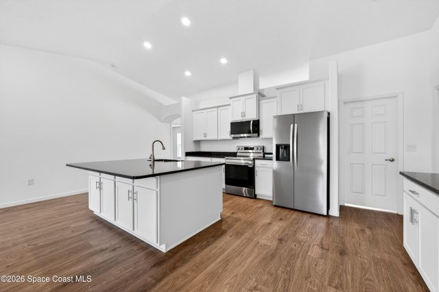 1098 Big Horn Circle NW, Palm Bay, FL 32907