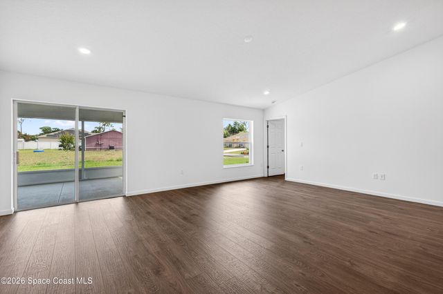 1098 Big Horn Circle NW, Palm Bay, FL 32907