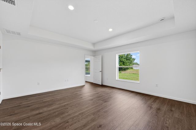 1098 Big Horn Circle NW, Palm Bay, FL 32907