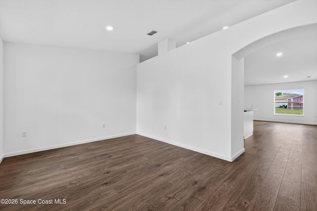 1098 Big Horn Circle NW, Palm Bay, FL 32907