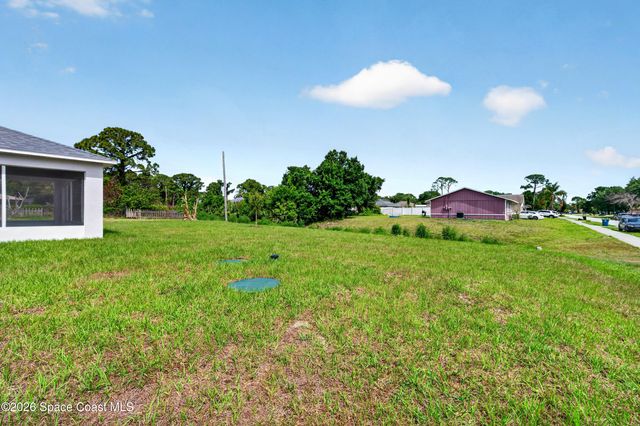 1098 Big Horn Circle NW, Palm Bay, FL 32907