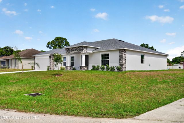 1098 Big Horn Circle NW, Palm Bay, FL 32907