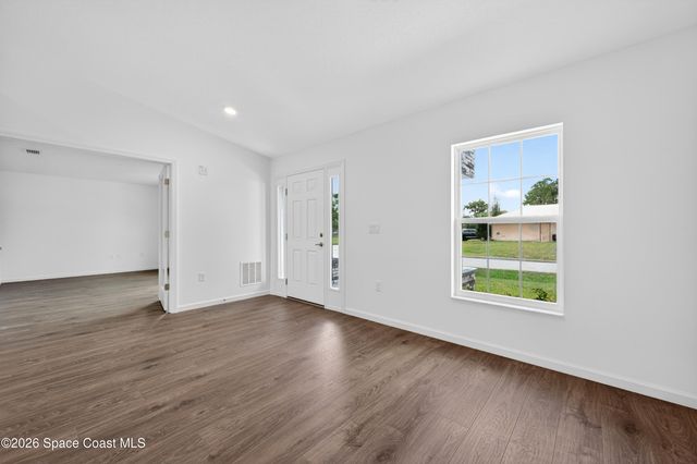 1098 Big Horn Circle NW, Palm Bay, FL 32907