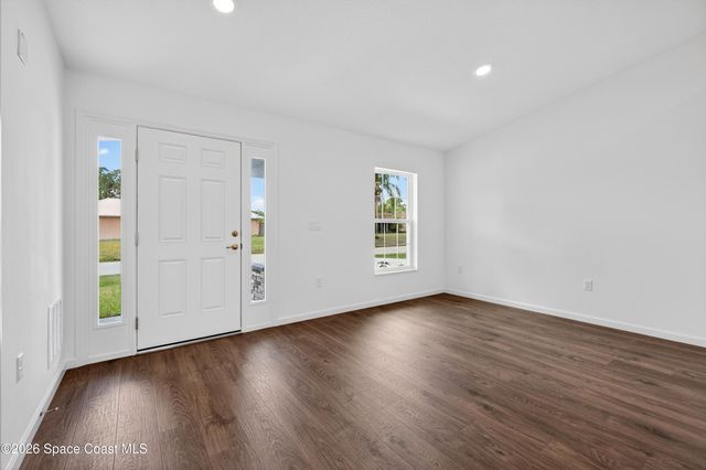 1098 Big Horn Circle NW, Palm Bay, FL 32907