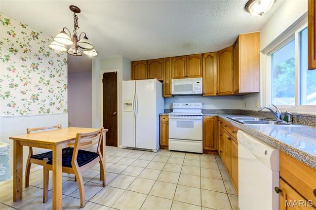 12798 Highstone Drive, Unincorporated, MO 63146