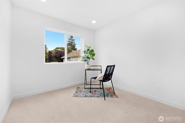 1602 Baker Ave #B, Everett, WA 98201