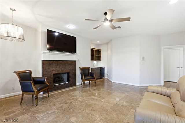 1940 Jasmine Joy Court, Las Vegas, NV 89117