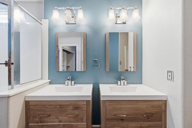 10232 N 12th Court Unit 2, Phoenix, AZ 85020