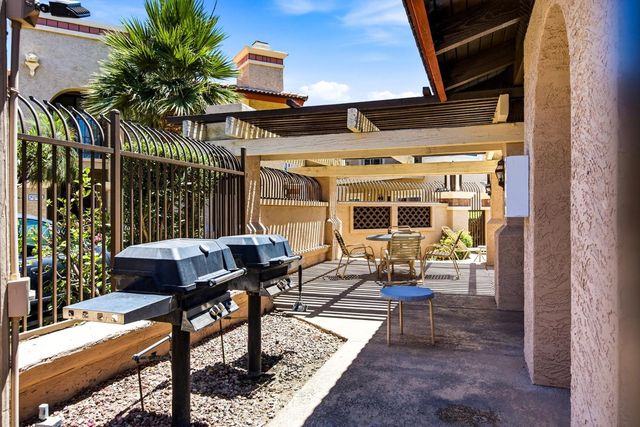10232 N 12th Court Unit 2, Phoenix, AZ 85020