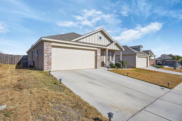 1477 Yachtclub Drive, Pelican Bay, TX 76020