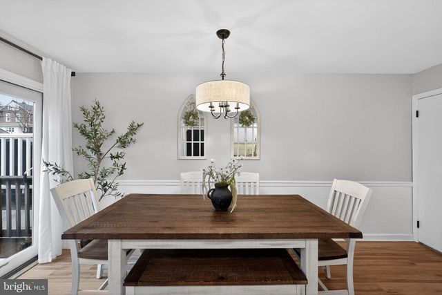 6 FRANKLIN AVE, Phoenixville, PA 19460