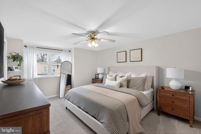 6 FRANKLIN AVE, Phoenixville, PA 19460