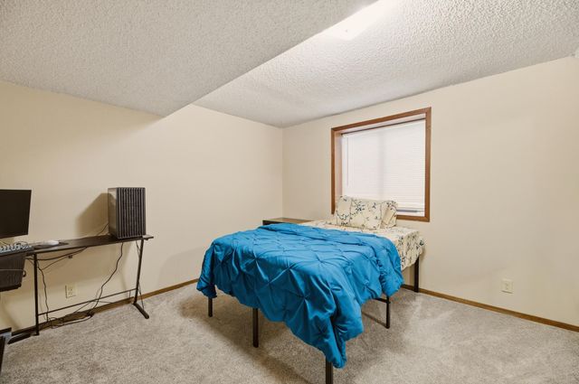 4109 N Danbury St, Bel Aire, KS 67220