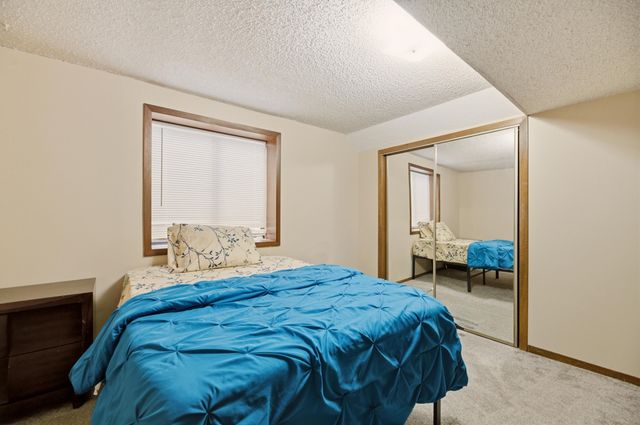 4109 N Danbury St, Bel Aire, KS 67220