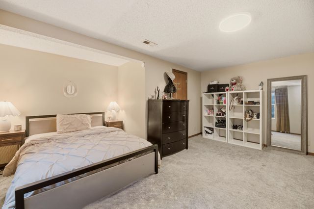 4109 N Danbury St, Bel Aire, KS 67220