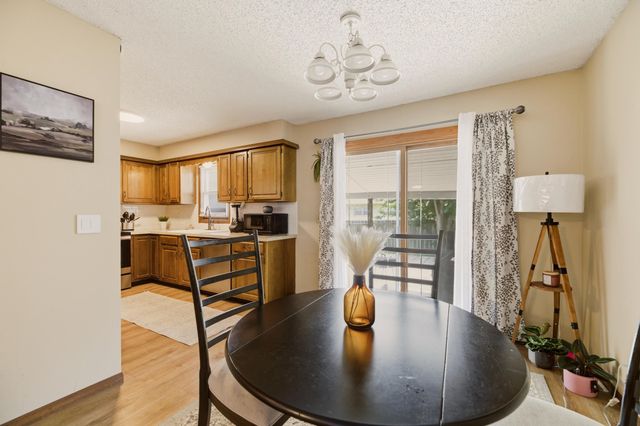 4109 N Danbury St, Bel Aire, KS 67220