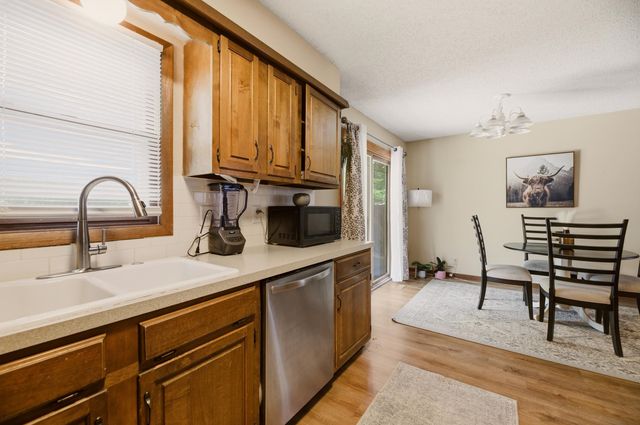 4109 N Danbury St, Bel Aire, KS 67220