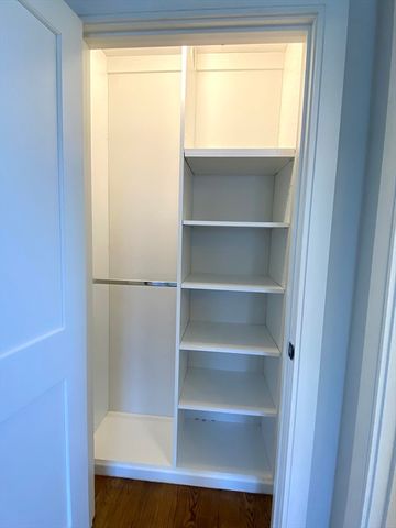 1 Everett St. 201, Boston, MA 02134