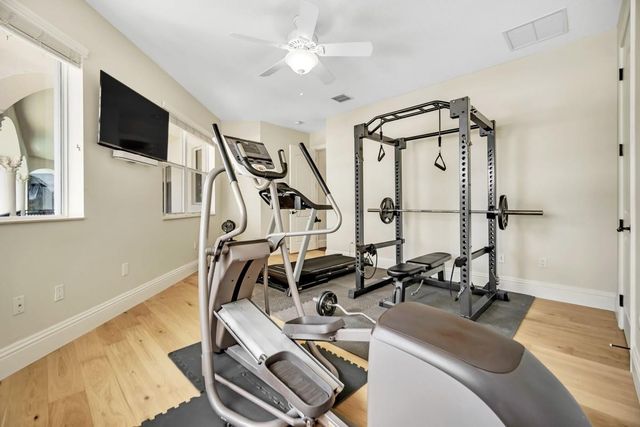 1261 NE 27th Way, Pompano Beach, FL 33062