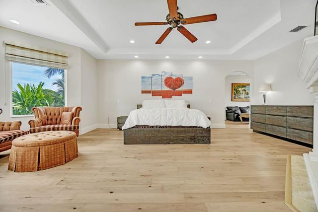 1261 NE 27th Way, Pompano Beach, FL 33062