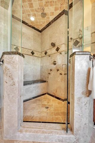 1261 NE 27th Way, Pompano Beach, FL 33062