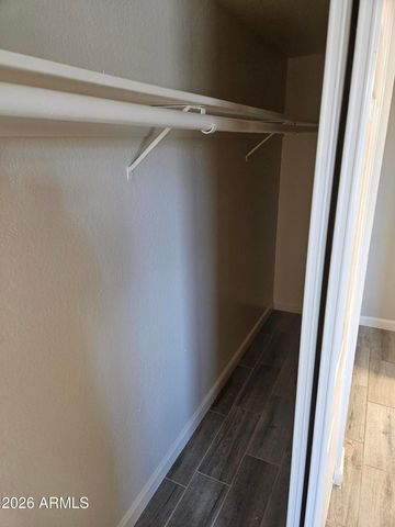 3818 E EARLL Drive 6, Phoenix, AZ 85018