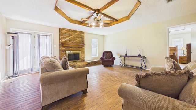 6035 71st Street, Lubbock, TX 79424