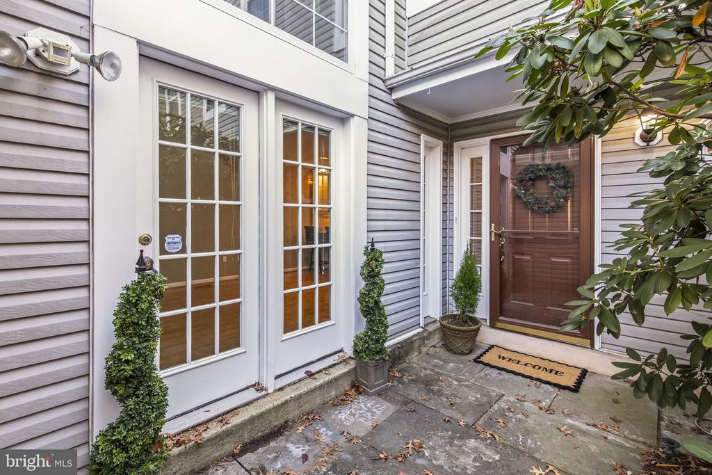 42 TINDAL SPRINGS CT, Montgomery Village, MD 20886