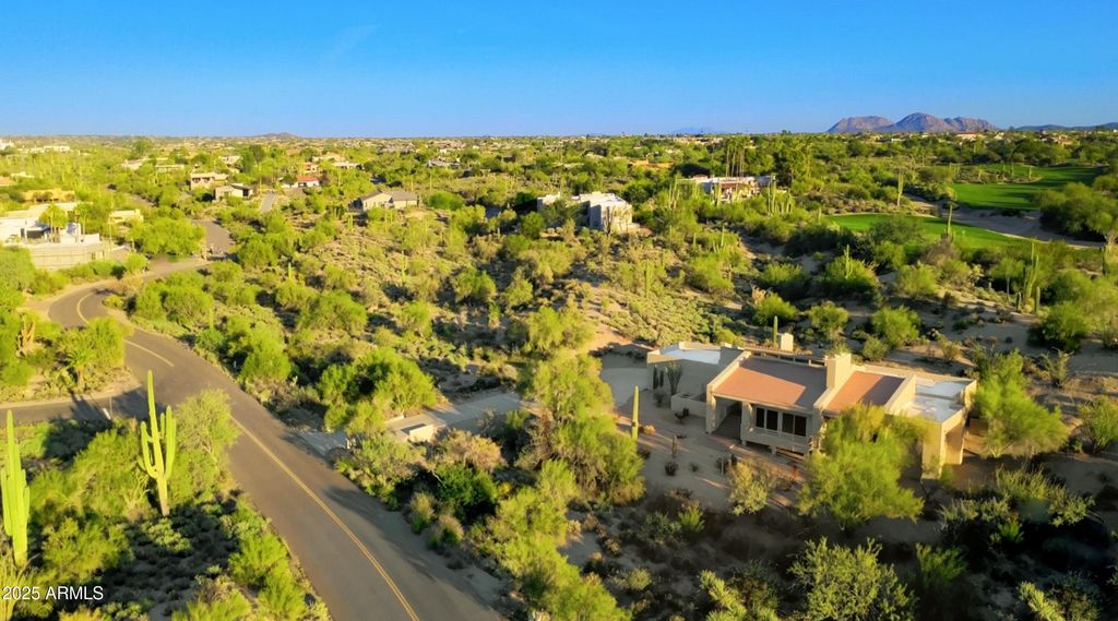 8249 E CAREFREE Drive, Carefree, AZ 85377 — photo 2