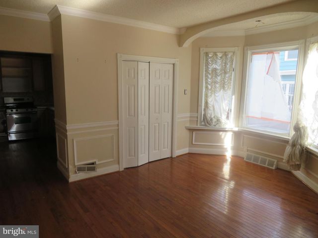 125 W COTTAGE AVE, Haddonfield, NJ 08033