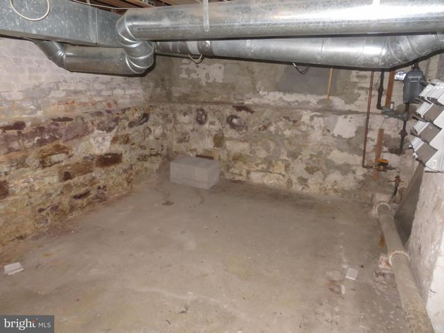 125 W COTTAGE AVE, Haddonfield, NJ 08033