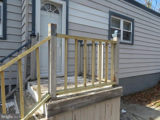 125 W COTTAGE AVE, Haddonfield, NJ 08033