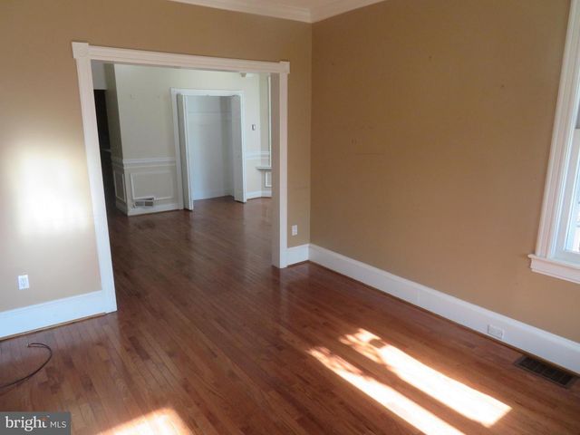 125 W COTTAGE AVE, Haddonfield, NJ 08033