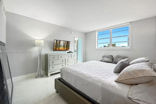 19370 Collins Avenue 1121, Sunny Isles Beach, FL 33160