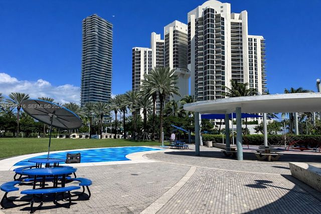 19370 Collins Avenue 1121, Sunny Isles Beach, FL 33160