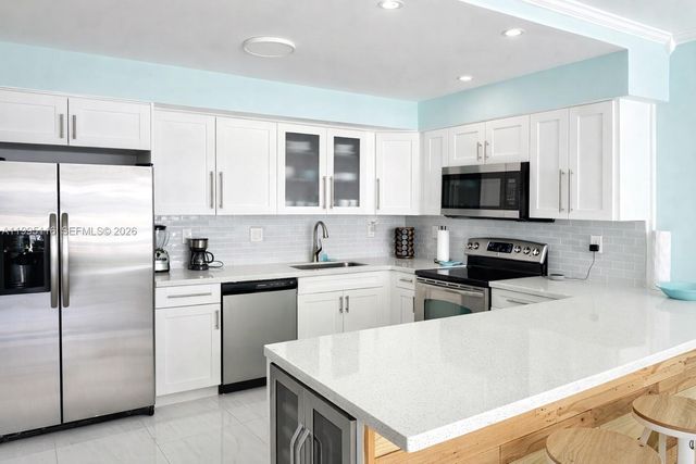 19370 Collins Avenue 1121, Sunny Isles Beach, FL 33160