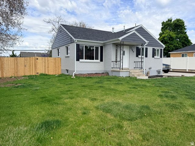 5447 S 2425 W, Roy, UT 84067