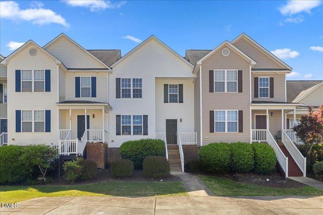 106 Piccadilly Court, Clayton, NC 27520