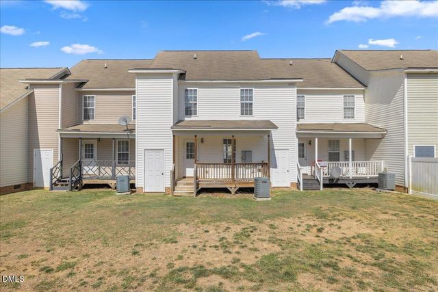 106 Piccadilly Court, Clayton, NC 27520