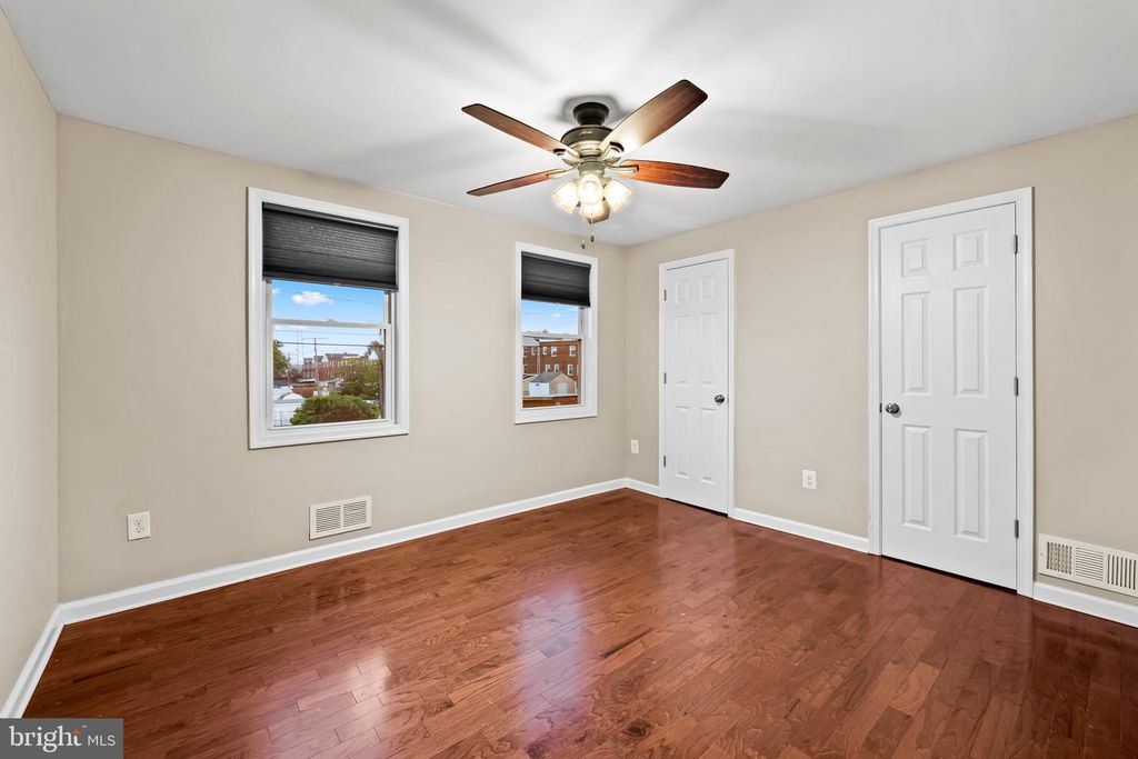 Image 14 of property listing at 1817 DUNMERE RD, Baltimore, MD 21222