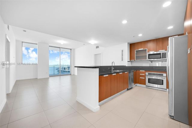 7901 Hispanola Avenue 909, North Bay Village, FL 33141